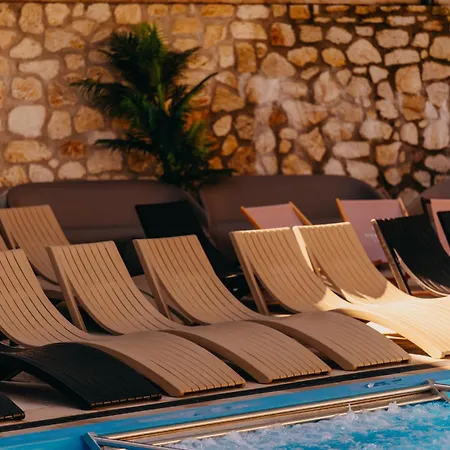 Elements Hotel&spa Hotel