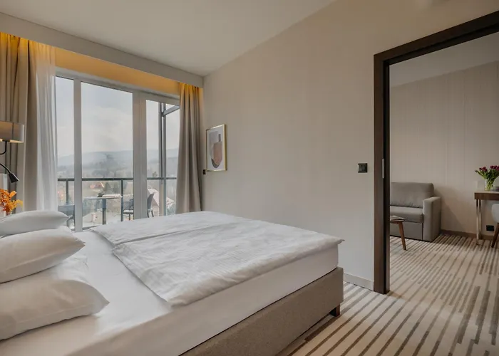 מלון Elements Hotel&spa 5*